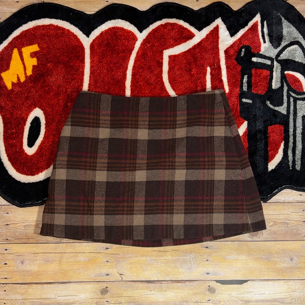 Uniqlo Brown Plaid Mini Skirt